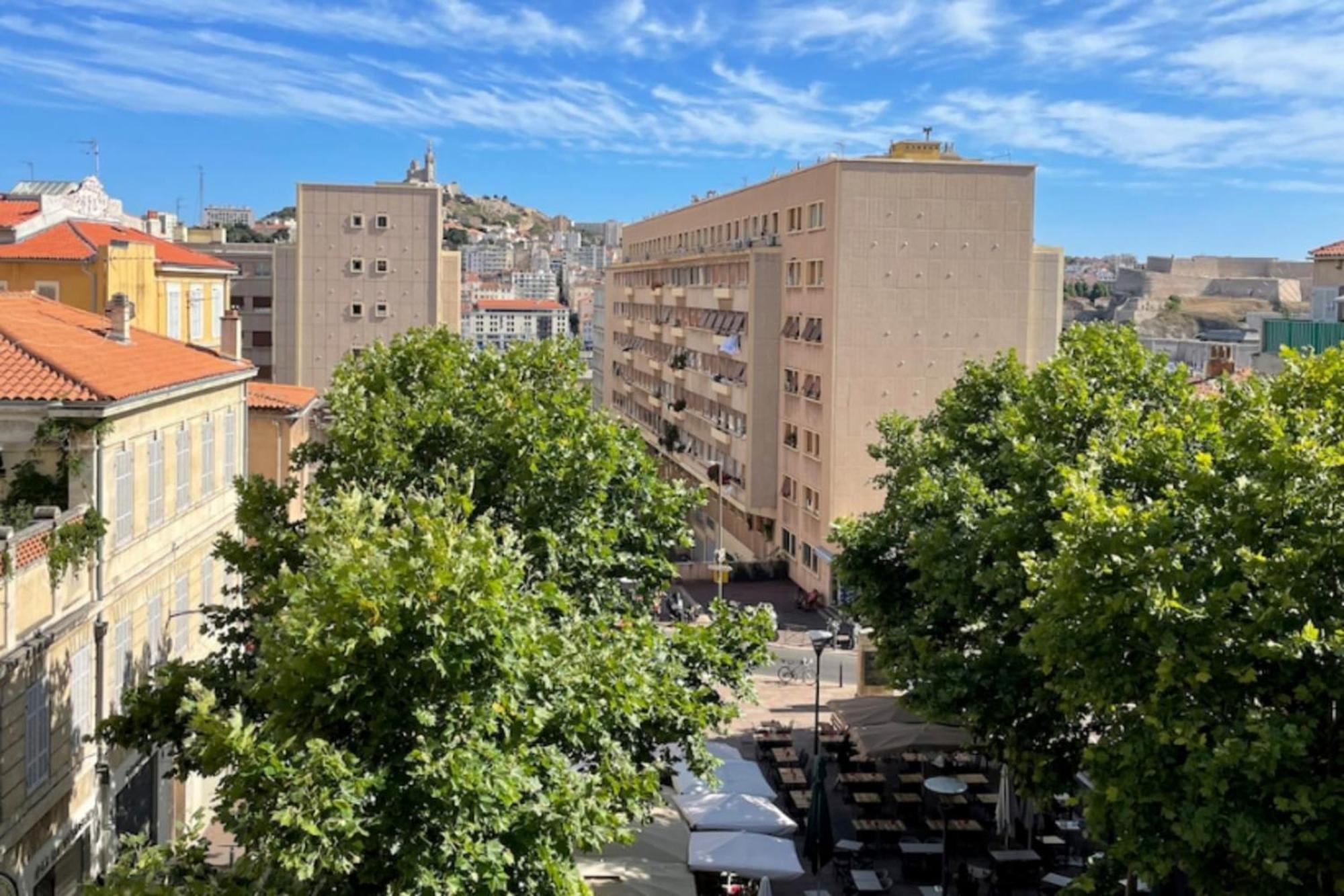 Apartment Pres Du Vieux Port Dans Le Quartier Du Panier Marseilles